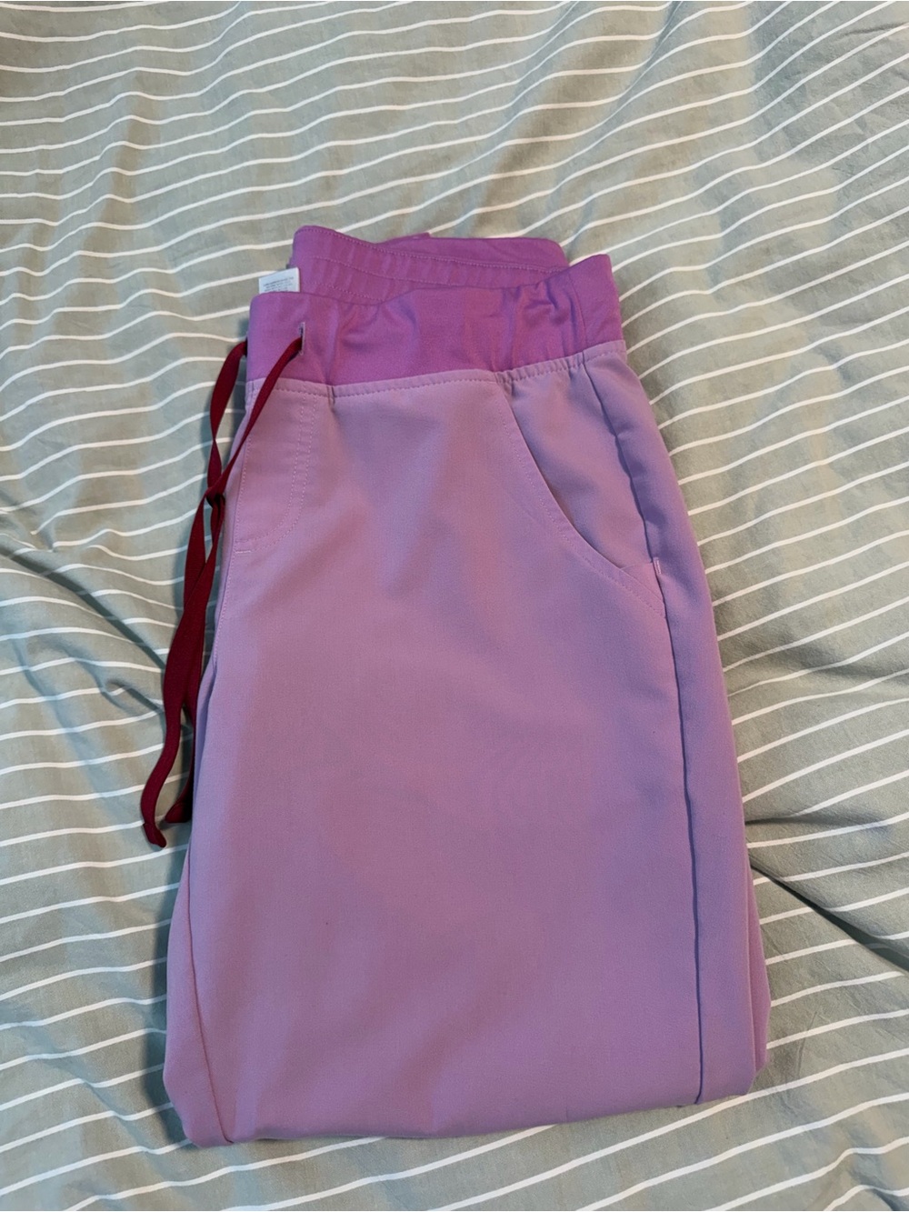 Figs light purple scrub set - Picture 6 of 11